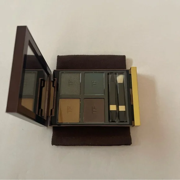 Tom Ford Eye Color Quad #24 PHOTOSYNTHESEX NWOB - Picture 2 of 5